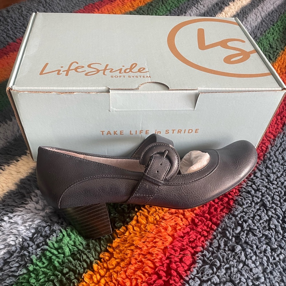 Lifestride Mary-Jane style heels. Never worn, still in the box!